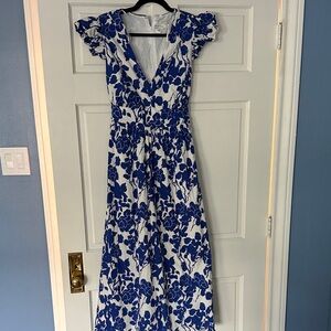 Tuckernuck Hyacinth House XL dress blue and white floral